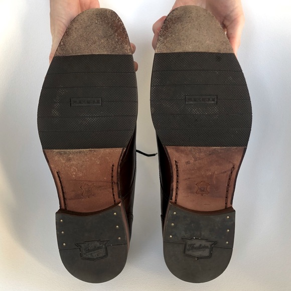 Men’s dress shoes. Florsheim Cap Toe Oxford main image 4